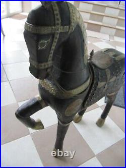 Statue d' ancien cheval sculpté en bois hauteur 92cm cuivre et laiton
