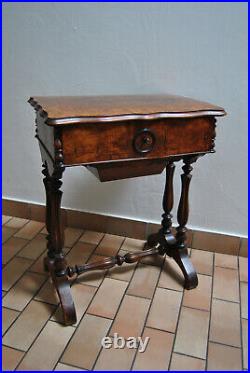 Travailleuse couture ancienne 19 siècle bois sculpté meuble ancien