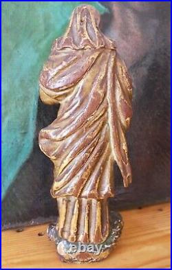 Vierge ou sainte en bois sculpté ancienne, yeux en verre17ème